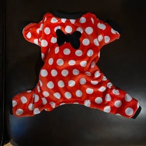 Minnie Mouse small cute bone pajama.
